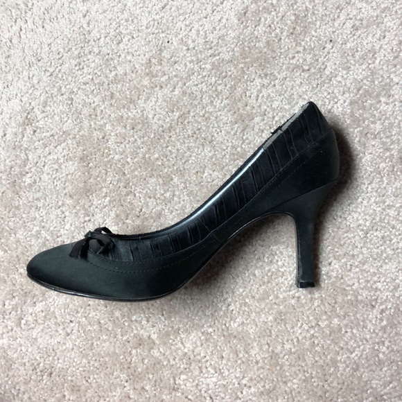 👠Unlisted || 3 inch Heels - Picture 3 of 4